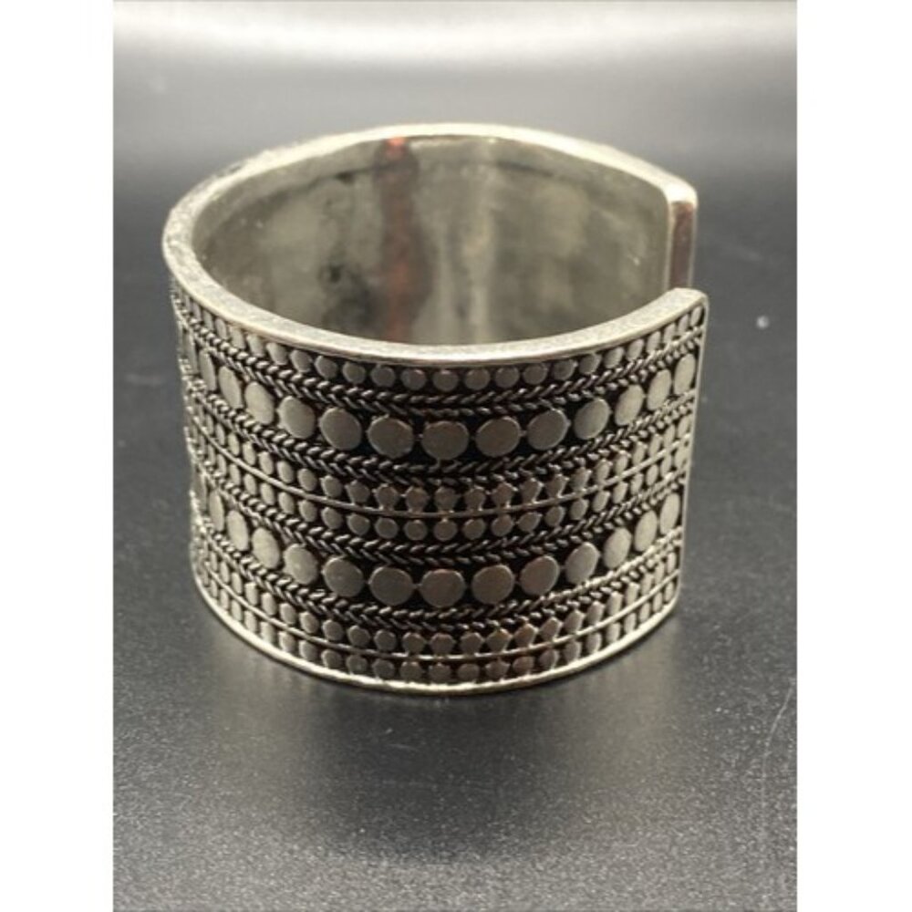 Signed NWOT Bracelet Lucky Brand Silver Tone Multi Row Cuff Western Boho 8" - Picture 8 of 10